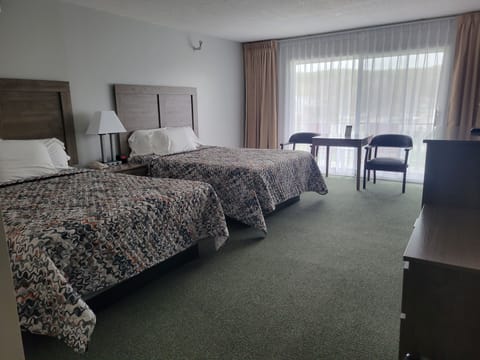 Desk, blackout drapes, iron/ironing board, free WiFi