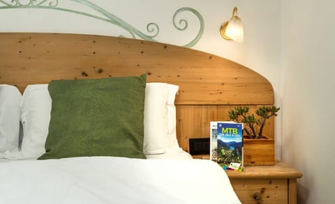 Double or Twin Room | In-room safe, desk, soundproofing, free WiFi