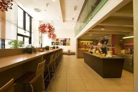 Daily buffet breakfast for a fee