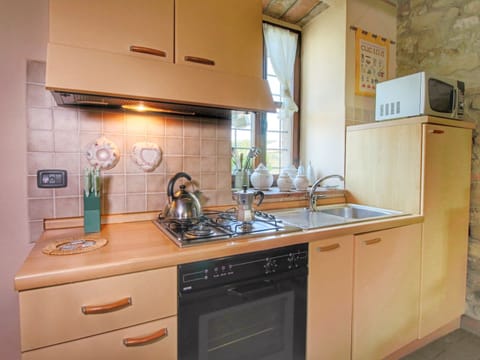 Apartment | Private kitchen | Highchair