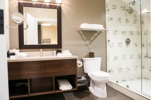 Harvest Loft Room | Bathroom | Designer toiletries, hair dryer, bathrobes, slippers