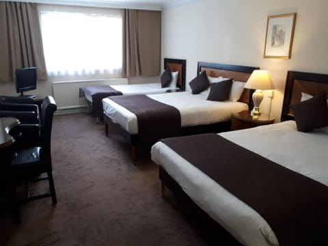 Standard Family Room | Desk, iron/ironing board, free WiFi, bed sheets