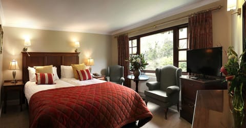 Individually furnished, iron/ironing board, free WiFi, bed sheets