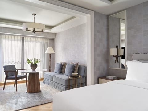 Premium bedding, minibar, in-room safe, desk