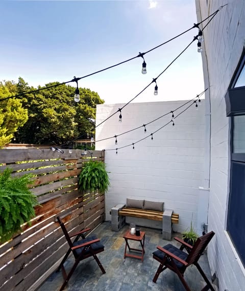 Cozy, private patio