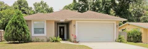 Front of home with 2-car garage