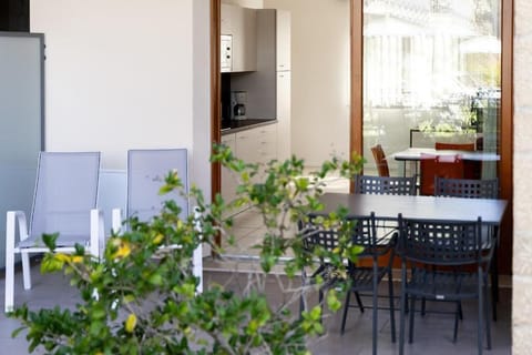 Comfort Apartment | Terrace/patio