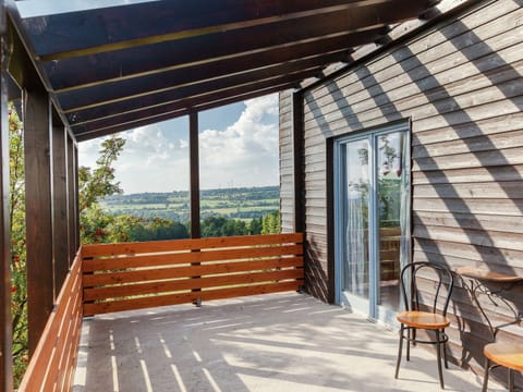 Villa | Balcony