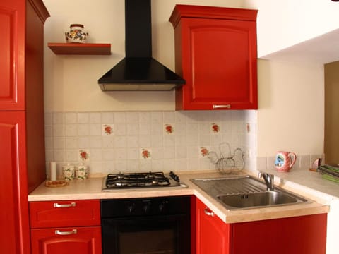 House | Private kitchen | Stovetop, highchair