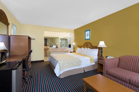 Iron/ironing board, WiFi (free), bed sheets