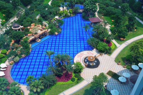 Indoor pool, outdoor pool