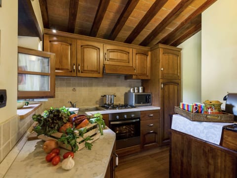 Villa | Private kitchen | Cookware/dishes/utensils