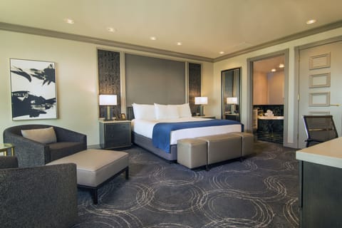 Suite, 1 Bedroom | In-room safe, iron/ironing board, WiFi (free), bed sheets