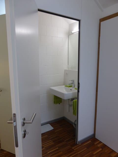 Basic Double or Twin Room, Ensuite | Bathroom | Shower, hair dryer, towels, soap