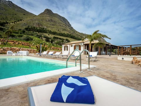 House | Pool | Indoor pool, outdoor pool