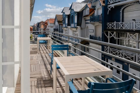 Double Room, Terrace (Cosy) | Individually decorated, desk, free WiFi, bed sheets