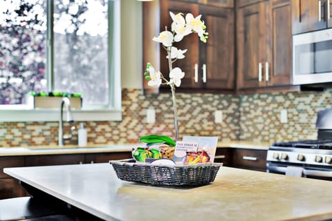 Kitchen Area with Appliances & Island in the middle