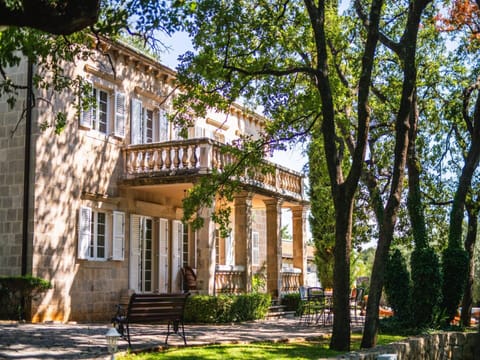 Villa | Exterior