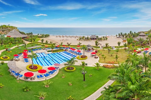2 outdoor pools, open 10:00 AM to 7:00 PM, pool umbrellas, sun loungers