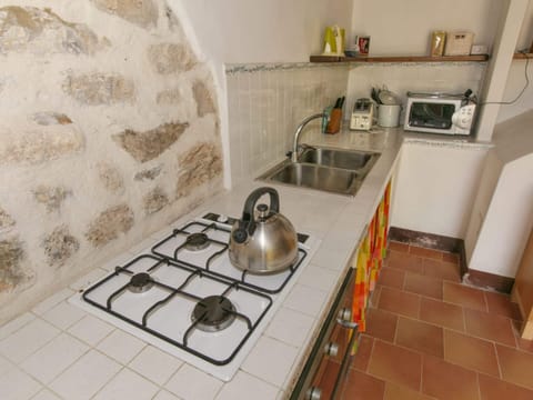 House | Private kitchen