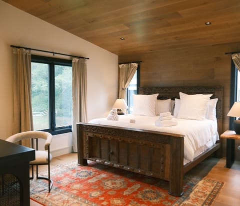 The Pond Cottage - The Cardinal Suite | Premium bedding, individually decorated, individually furnished
