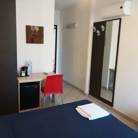 Basic Double Room Single Use, Balcony | Desk, soundproofing, iron/ironing board, cribs/infant beds