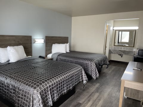 Desk, blackout drapes, free WiFi, bed sheets