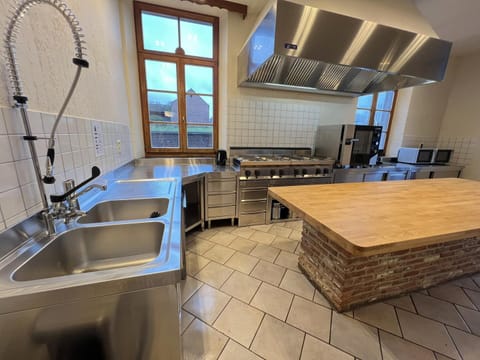 House | Private kitchen | Highchair