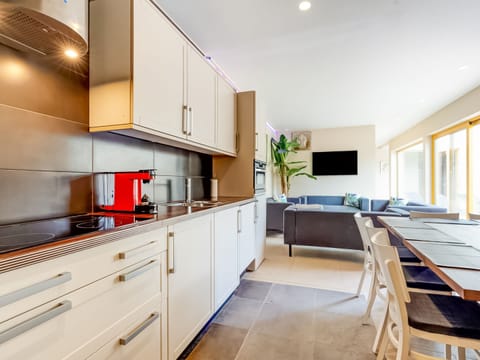 House | Private kitchen | Dishwasher, coffee/tea maker