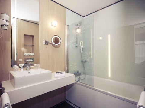 Privilege, Standard Room, 1 Double Bed with Sofa bed | Premium bedding, pillowtop beds, minibar, in-room safe