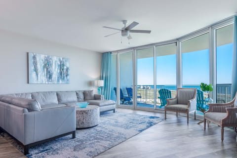 Caribe Resort B1211 Living Room