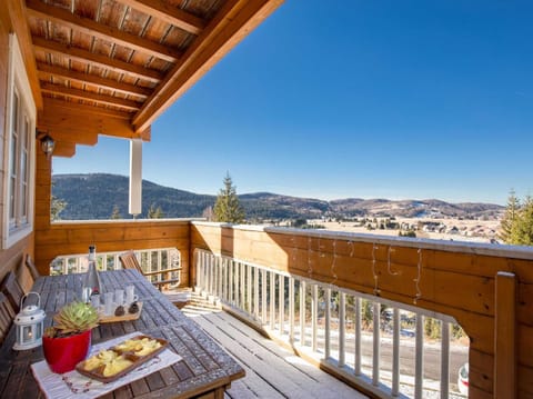 House | Dining
