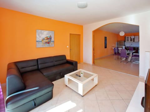 Apartment | Living area