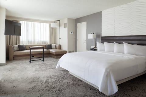 Suite, 1 Bedroom | 1 bedroom, Egyptian cotton sheets, premium bedding, pillowtop beds