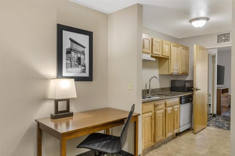 Deluxe Room, 1 King Bed with Sofa bed, Balcony, River View (with Sofabed) | Private kitchenette | Fridge, microwave, coffee/tea maker