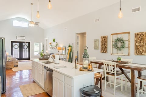 Kitchen is ready for you!


