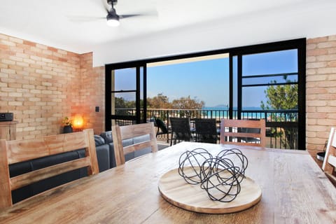 Apartment, 2 Bedrooms | In-room dining