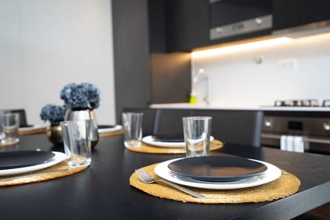 Apartment, 3 Bedrooms, Non Smoking | Private kitchen | Full-size fridge, stovetop, highchair, cookware/dishes/utensils