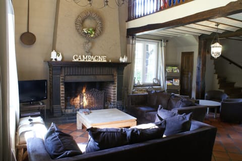 House | Living room | DVD player