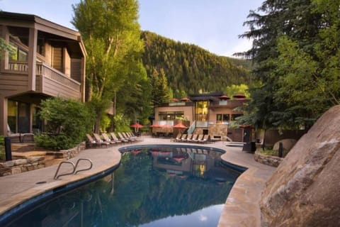 Room (Aspen Gant Platinum 3) | Pool | Outdoor pool, a heated pool