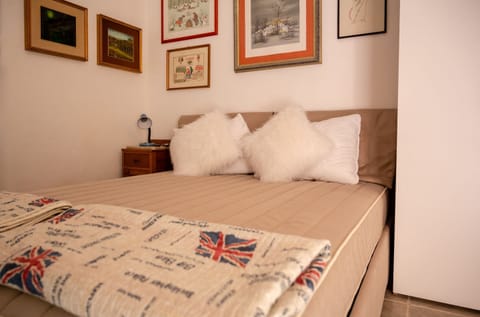 Double bed