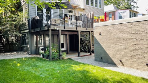 Your private garden oasis w/separate entrance, private, solar powered, and quiet