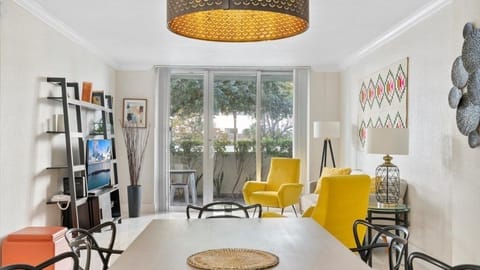 08-3801 S Ocean Dr #N 1A_005.jpg