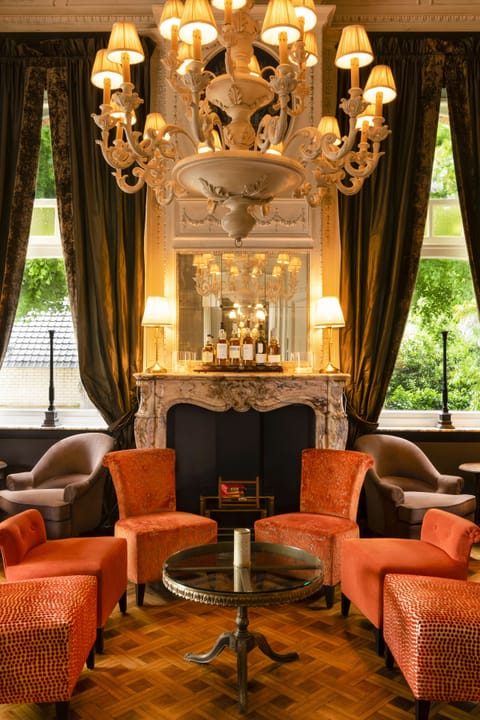 28-inch Smart TV with digital channels, TV, fireplace