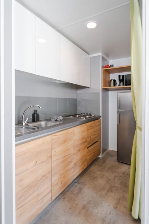Luxury Mobile Home, Terrace, Sea View | Private kitchen | Fridge, stovetop, highchair, cookware/dishes/utensils