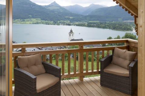 Exclusive Apartment, 2 Bedrooms | Free WiFi, bed sheets