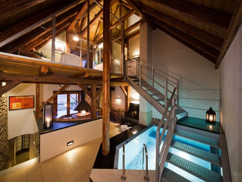 Superior Duplex | Minibar, individually decorated, individually furnished