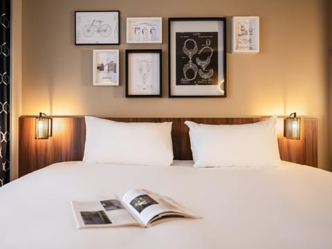 Premium bedding, pillowtop beds, free minibar, in-room safe