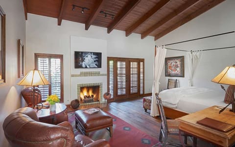 Premium bedding, down comforters, pillowtop beds, in-room safe