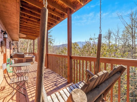 Studio (2 Bedrooms) | Property amenity